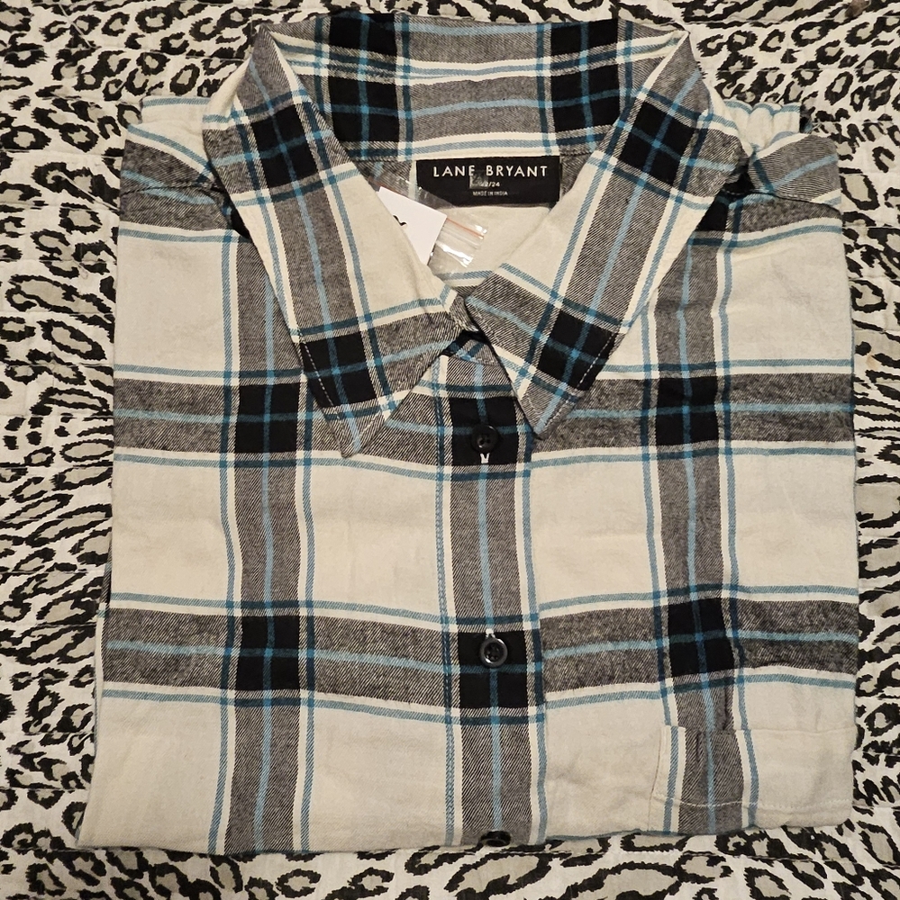 Lane Bryant Women's Black and Blue Plaid Shirt
